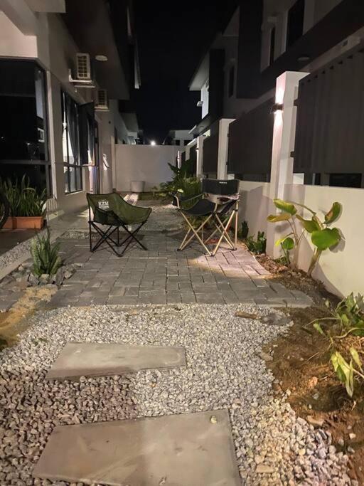 Chill-out @ Siram-maris, Desaru Holiday home Bandar Penawar