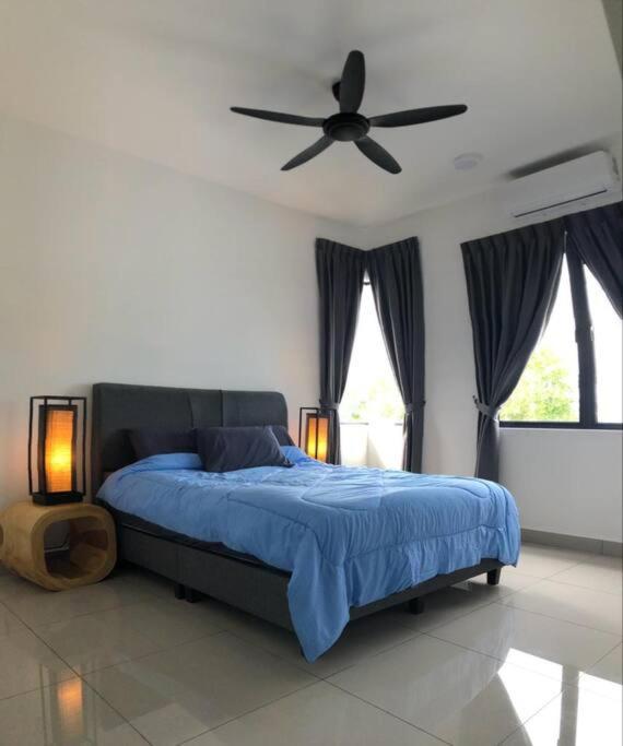 Holiday home Chill-out @ Siram-maris, Desaru Bandar Penawar